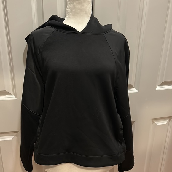 Athleta Black Get Set Sweatshirt - Picture 4 of 12